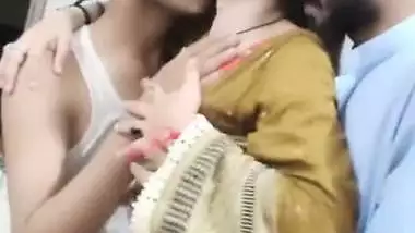 Two Hyderabad boys and a hot babe’s live xxx video