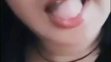 Beautiful girlfriend in maxi shows boobs viral video