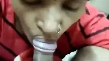 Mallu sex movie scene of a juvenile bhabhi giving an outstanding oral pleasure