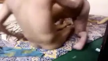 Tamil desi girl sucks dick and do wild chudai with her saheli brother