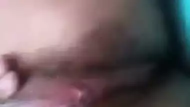 Masturbation is XXX thing that really saves when Desi girl has no sex