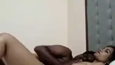 Cheating Desi wife was caught having fun with a stud in hotel mms sex