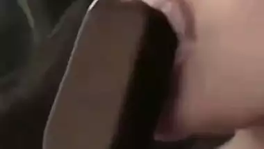 ???? Kareena Kapoor Loves Licking Suckin her Chocolate Ice Lolly