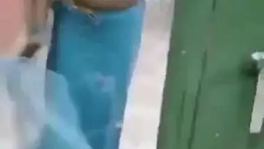 Amateur Desi gal takes off sari to show all her perky XXX assets
