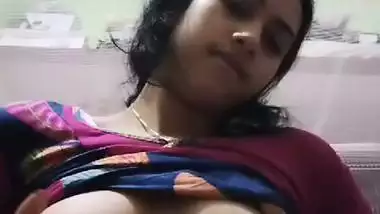 Hairy pussy Bengali girl nude videos shared online