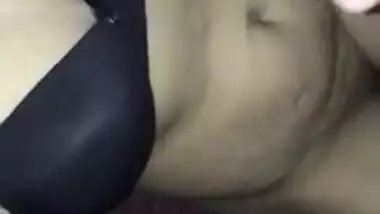 Beautiful Paki Wife Saima Khan Fucking With Talking and Moans Update 3 Clips Part 1