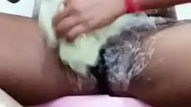 shaving my ebony tamil hairy cunt for next films!