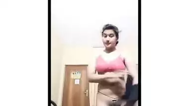 Most guys think it would be great to have sex with such XXX Desi slut