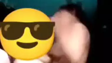 Desi man enjoys watching his girlfriend fingering her pussy on cam