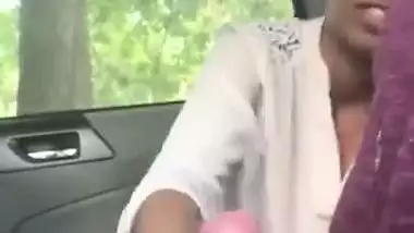 Desi outdoor porn of a girl sucking a dick in the car