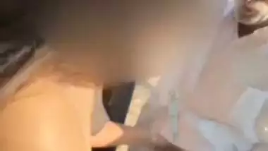 Rajasthani tau viral sex video with nude desi girl in car