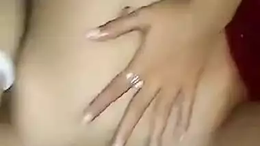 Attractive Desi wife poses for MMS video when having sex with hubby