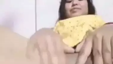 Boudi lifting nighty naked pussy pics and videos