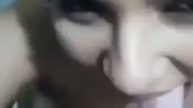 Sexy girl’s blowjob MMS of sucking a dick and drinking cum
