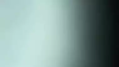 Amateur XXX actress gives a quick blowjob to her Desi lover on camera