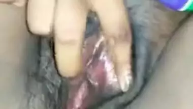 Amateur Indian wife demonstrates that her XXX sissy is ready for sex