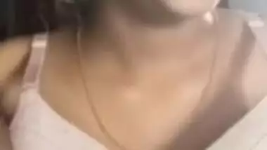 Today Exclusive- Cute Lankan Tamil Girl Showing Her Boobs And Pussy Part 3