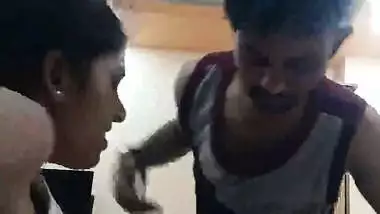 Cute Indian Girl Blowjob and First TIme Fucking With Clear Hindi Talking Don’t Miss