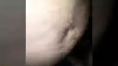 Tamil housewife enjoyed by friend in creampie