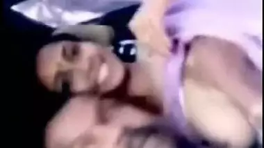 Self-made porn video by Indian guy licking large boobs while driving a car