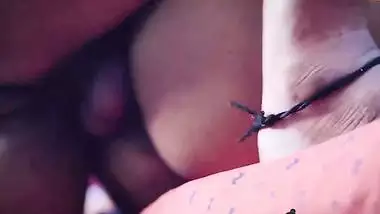 Muslim man fucks his hijabi sister in Bangladeshi sex video