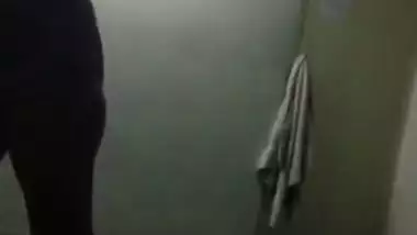 Office girl stripping and cleaning dick – Staff sex leaks