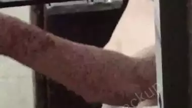 Neighbor girl dress change after nude bath caught