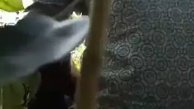 Desi randi village outdoor sex in plantation field