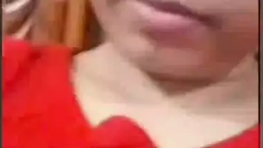 Sexy bhabhi nude breasts showing on video call