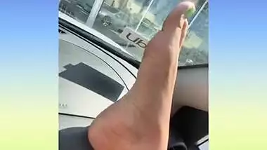 ZolaFoxxx plays with Toes outside medicinal clinic