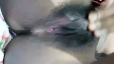 Tamil teenage girl fingering masturbation selfie