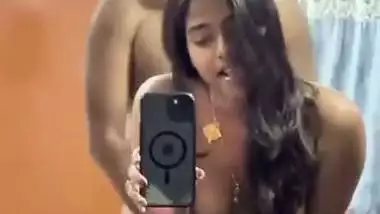 Tamil girl giving handjob to boyfriend in front of mirror