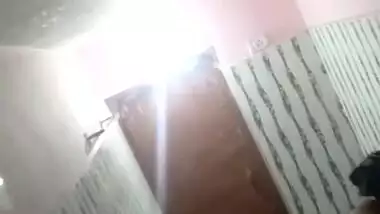 Today Exclusive- Desi Tamil Bhabhi Bathing Record In