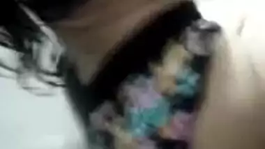 Diverted Desi girl has to boast about her XXX small boobs and bottom