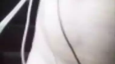 Sexy Indian Girl Showing Her Big Boobs and Pussy on Video Cal