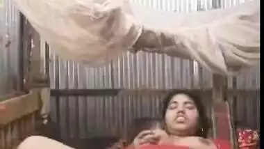 Big-assed Desi whore spreads legs to rub her twat for XXX video