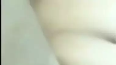 Desi bhabi sucking bf cock