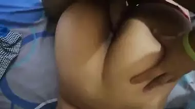 Chubby Desi whore has mouth fucked by XXX lover who making an MMS clip