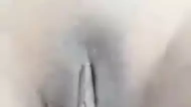 Cute Desi XXX girl showing her teen boobs and pussy on video call