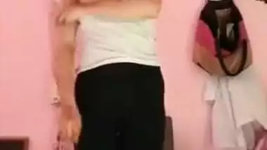 Exclusive- Super Cute Look Desi Girl Strip Her Cloths And Showing Her Boobs And Pussy