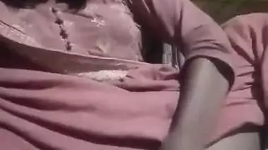 Shy girl fucks her pussy with a brinjal in xxx viral MMS