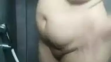 Busty Desi wife shakes her big XXX butt in amateur shower sex video